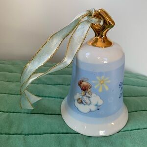 Previous Moments bell. Clapper chipped. Otherwise good condition.